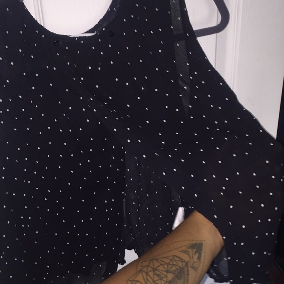 Flowy Open Back Tank - Picture 4 of 5